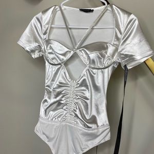 Pretty little thing White satin V wire bodysuit